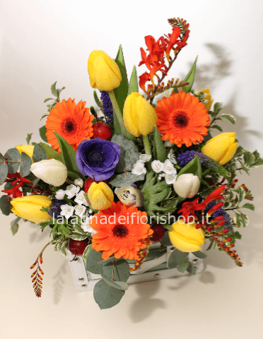 Composizione di fiori coloratissimi