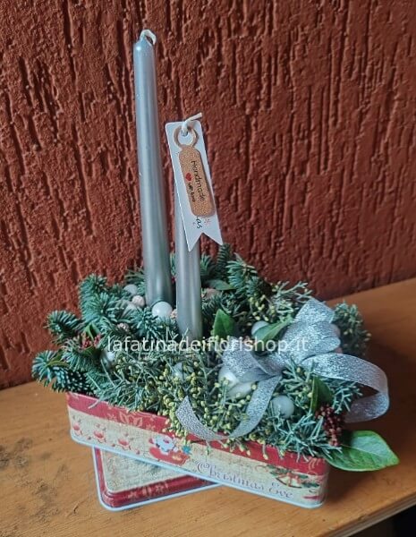 Scatola di latta centrotavola