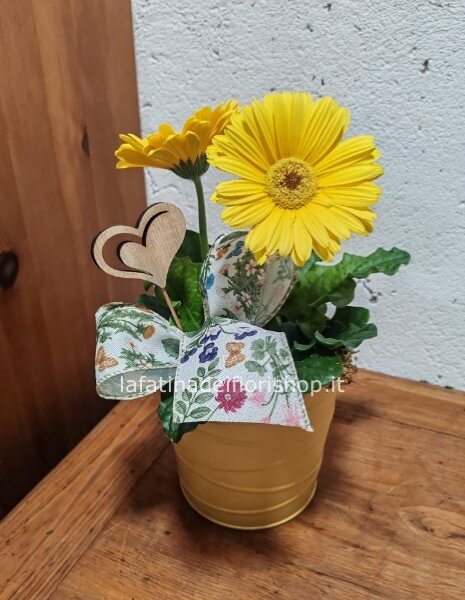 Gerbera in Latta Gialla